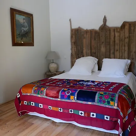De La Leque Nyaraló Fontvieille
